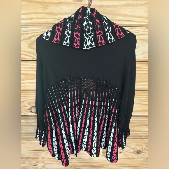 Sweater - Picture 3 of 3